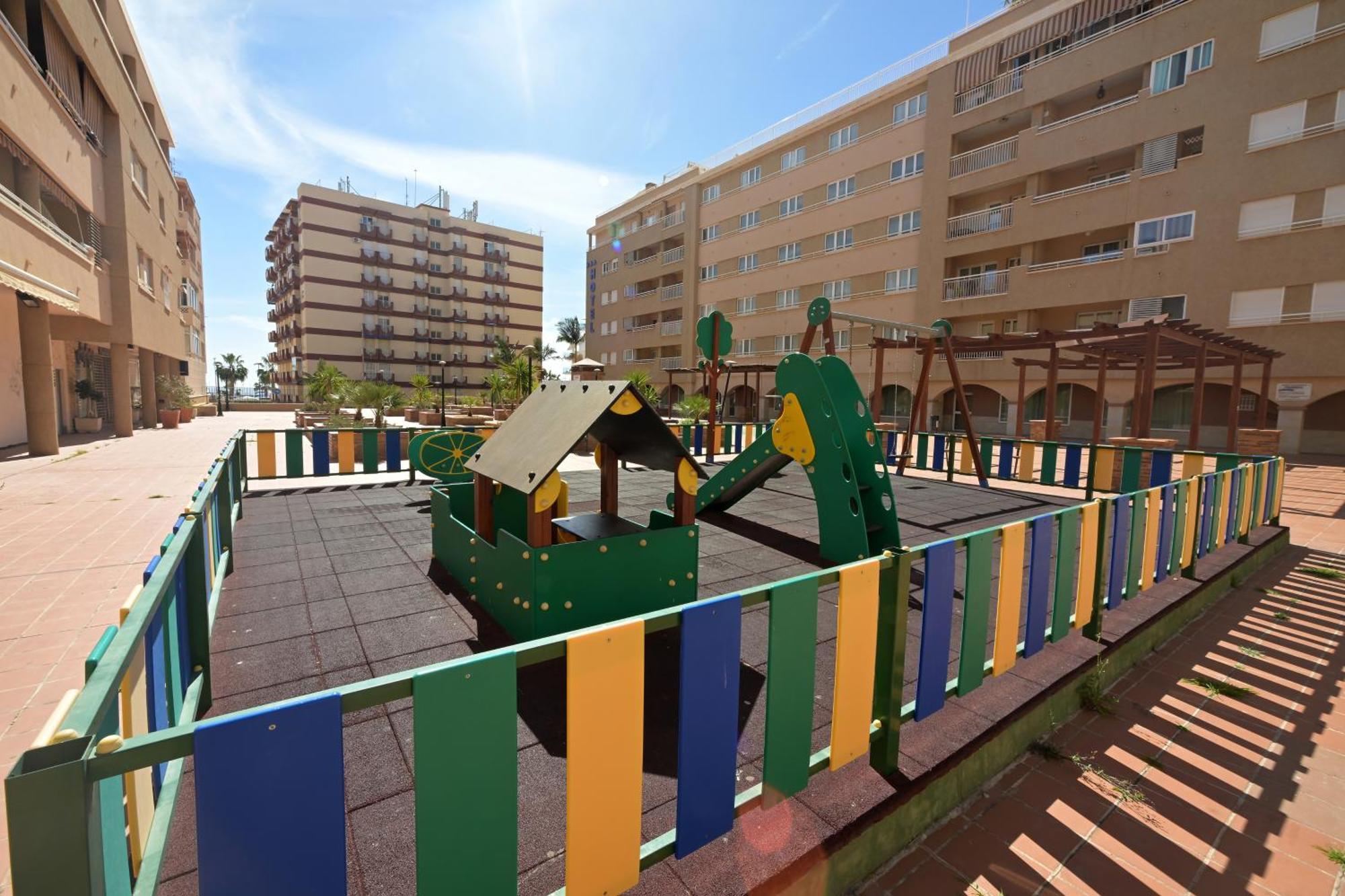 Aguilas Delicias Piscina Wifi Ac Parking Gratis Exterior foto